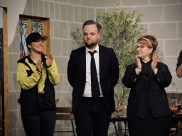 Im Kloster ist der Teufel los